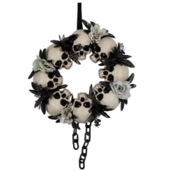 Christmas Central Skulls And Chains With Gray Roses Halloween Wreath 15-Inch Unlit